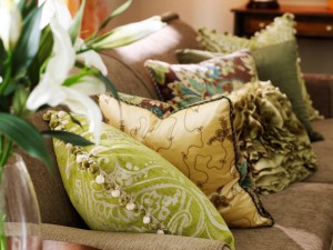 decorative-pillows-for-couch-4